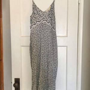 LOVESTITCH Patterned Maxi Dress